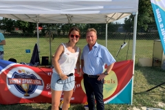 GF Porsche Wels Franz Stöllinger mit Lisa Niederschick (FSL)